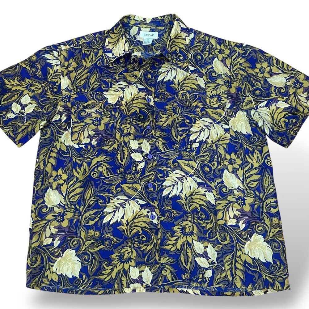 Vintage Cezar Shirt Women's Size L 100% Silk Blue Floral Button Up Short Sleeve